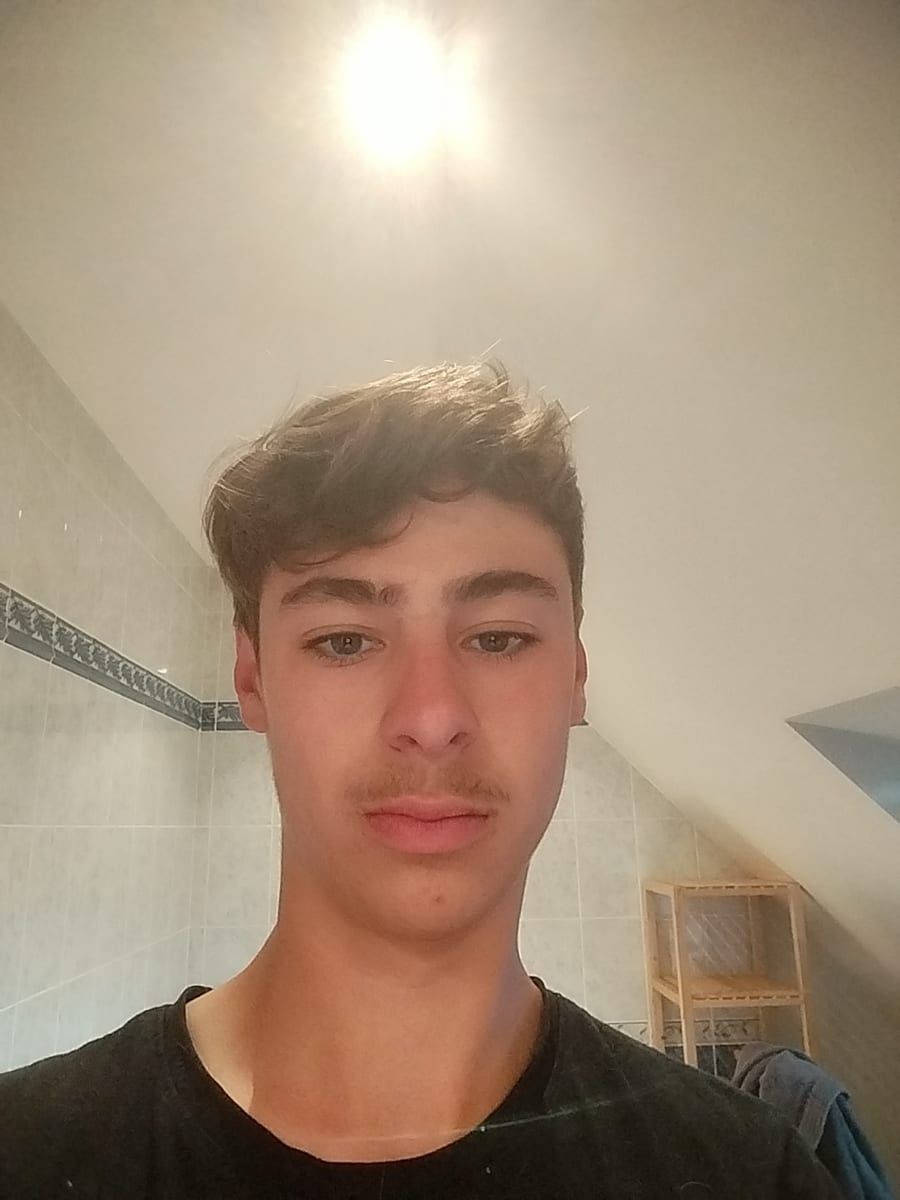 Profil de Heinrick, 30 ans, Cruising gay à Baelen (Liège)