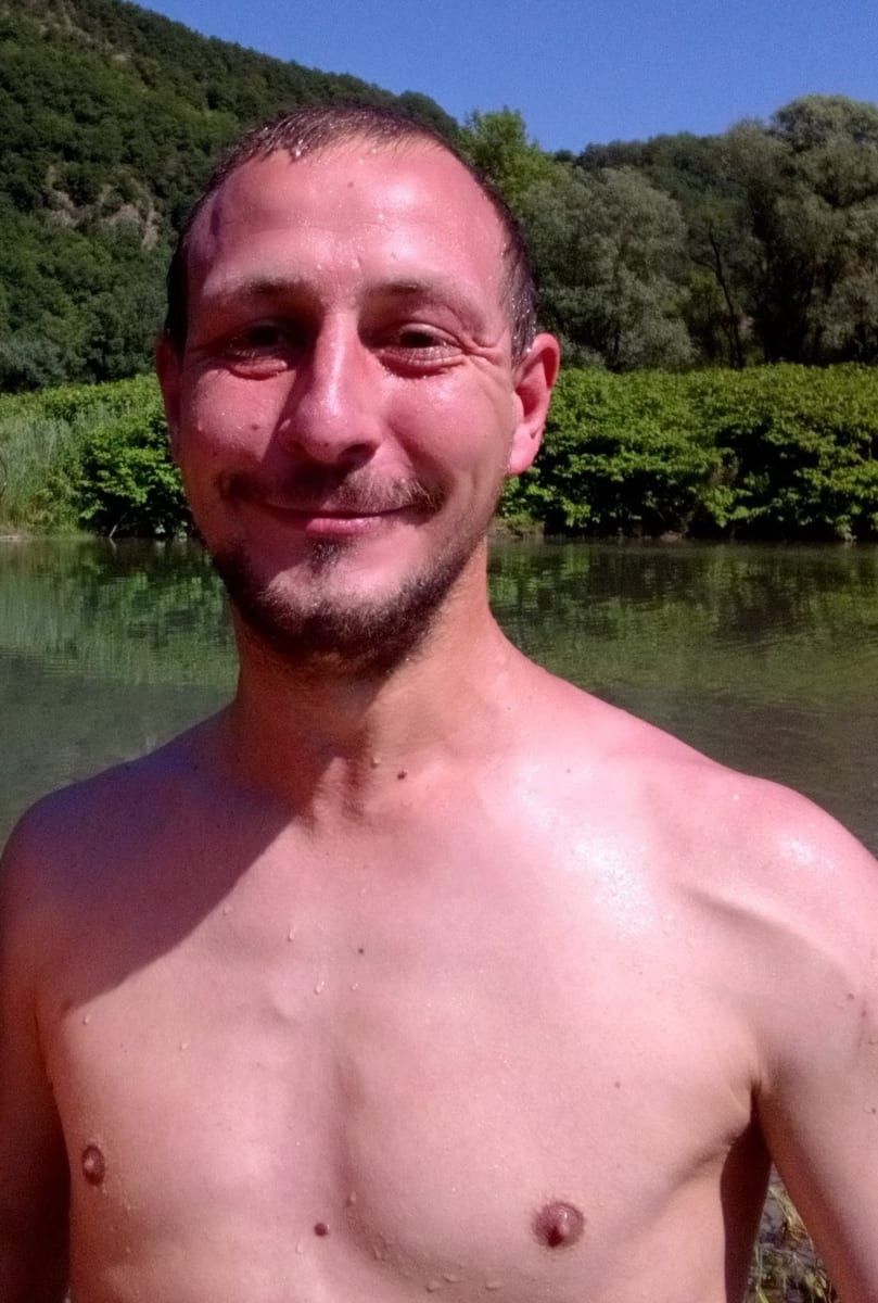 Profil de Seng, 36 ans, Cruising gay à Plombières (Liège)