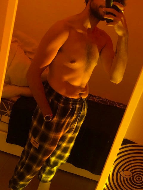 Profil de Germier, 23 ans, Cruising gay à Sivry-Rance (Hainaut)