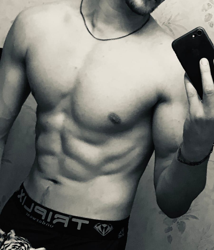 Profil de Ychem, 42 ans, Cruising gay à Hastière (Namur)
