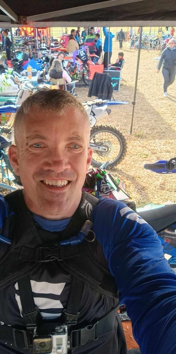 Keurtis - Cruising gay à Somme-Leuze Profil de Keurtis, 43 ans, Cruising gay à Somme-Leuze (Namur)
