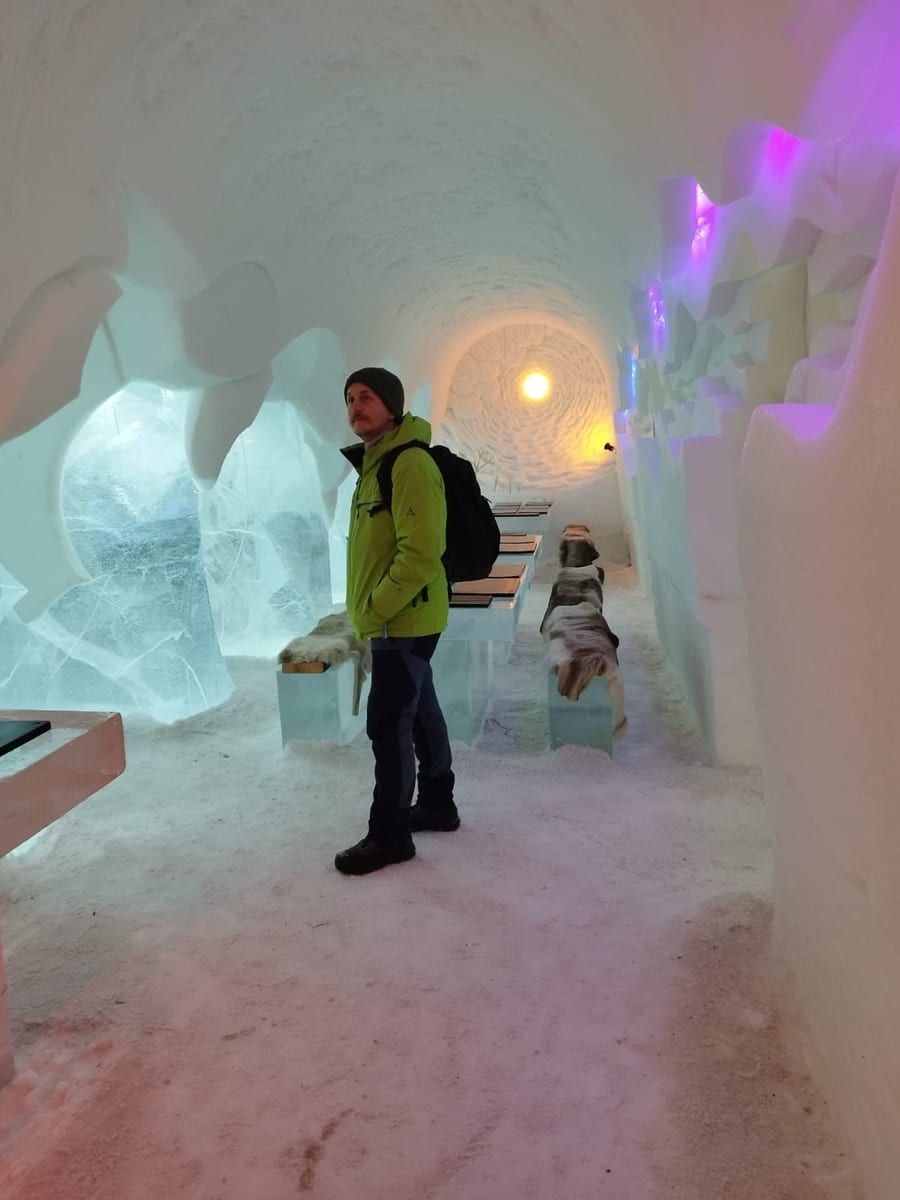 Morhad - Cruising gay à Wasseiges Profil de Morhad, 28 ans, Cruising gay à Wasseiges (Liège)