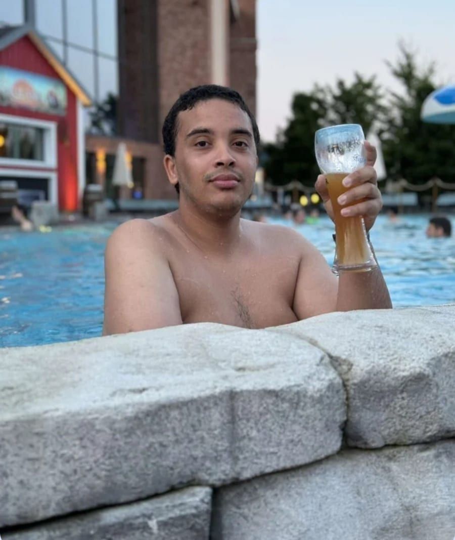 Profil de Eldin, 38 ans, Cruising gay à Wellin (Luxembourg)