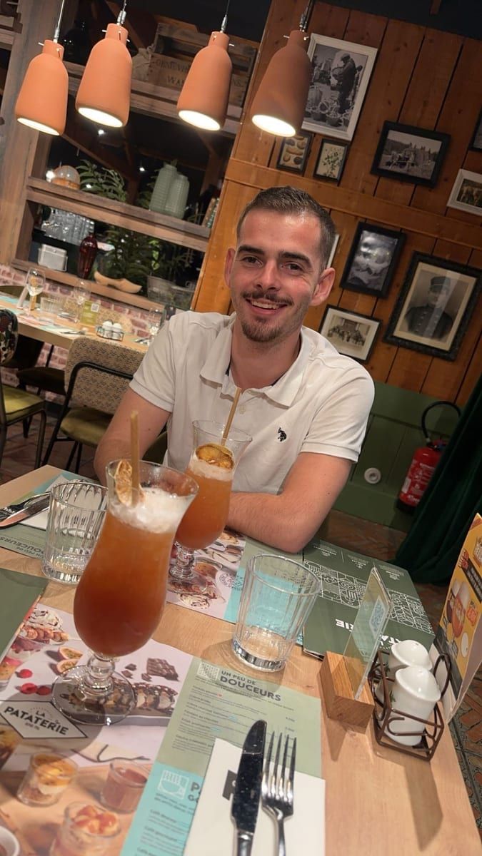 Profil de Mayson, 24 ans, Cruising gay à Gouvy (Luxembourg)