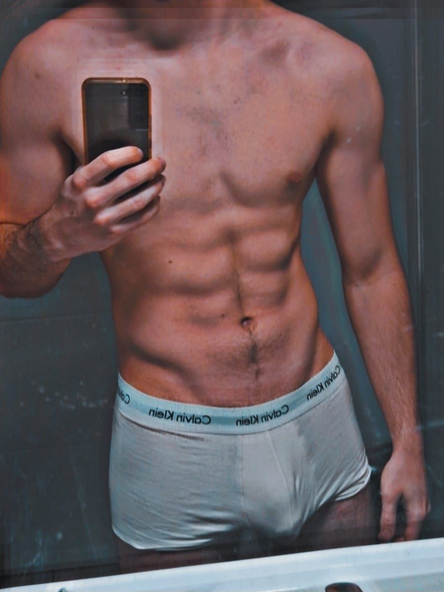 Profil de Archange, 23 ans, Cruising gay à Bièvre (Namur)