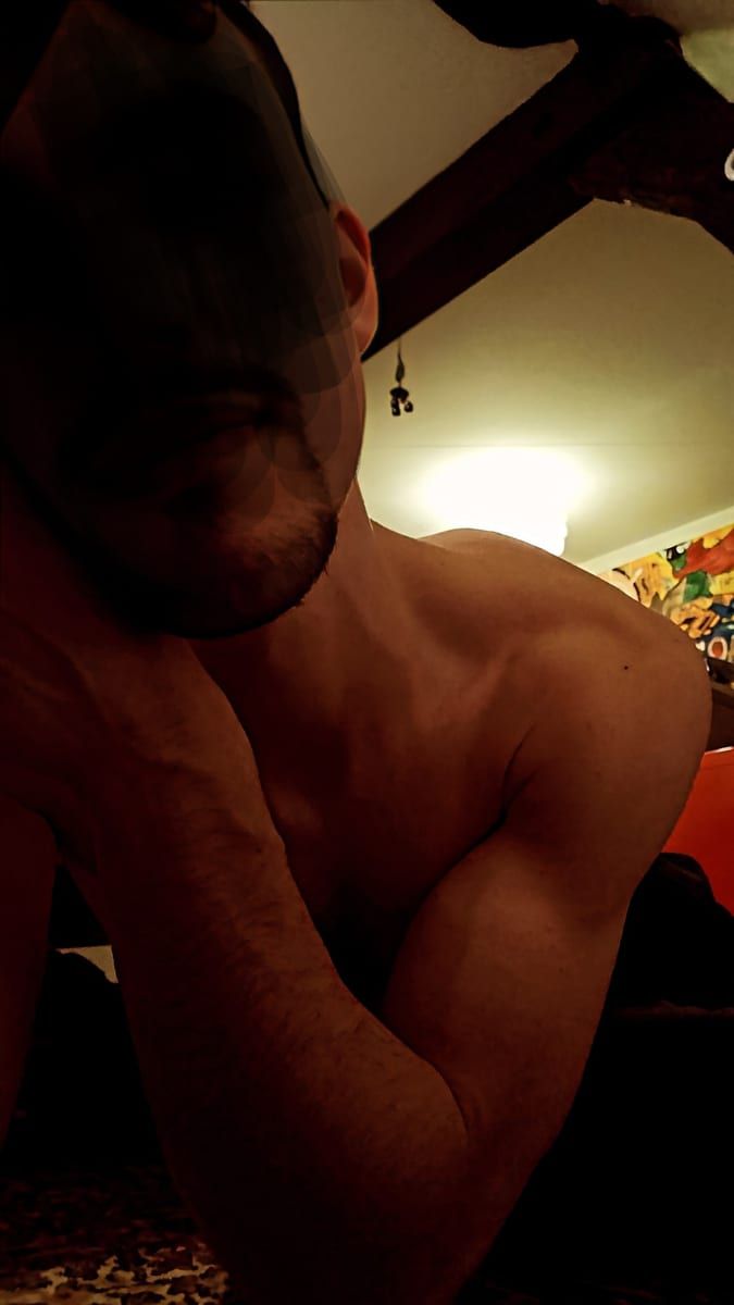 Profil de Willan, 24 ans, Cruising gay à La Bruyère (Namur)