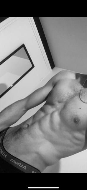 Profil de Reyan, 33 ans, Cruising gay à Beauraing (Namur)