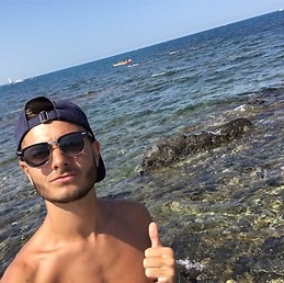 Profil de Diaby, 23 ans, Cruising gay à Onhaye (Namur)