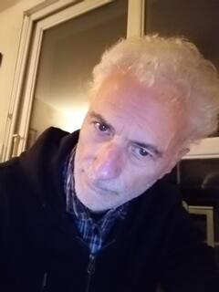 Profil de Jonhy, 43 ans, Cruising gay à Grez-Doiceau (Brabant wallon)