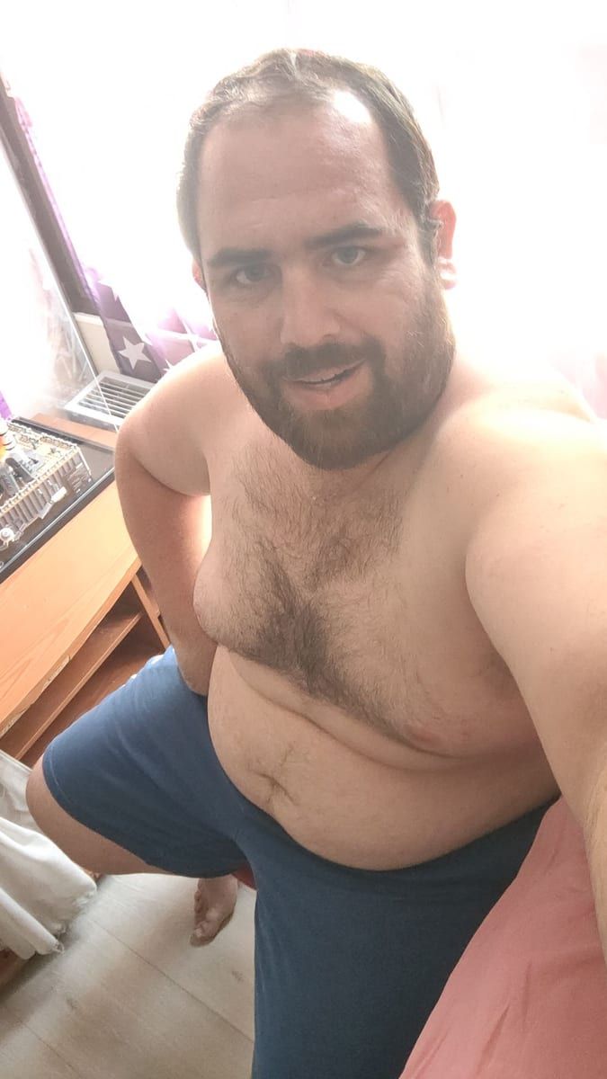 Avram - Cruising gay à Waremme Profil de Avram, 24 ans, Cruising gay à Waremme (Liège)