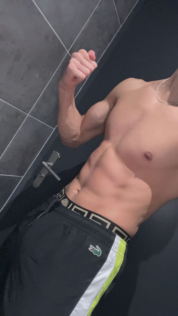 Profil de Corey, 25 ans, Cruising gay à Spa (Liège)