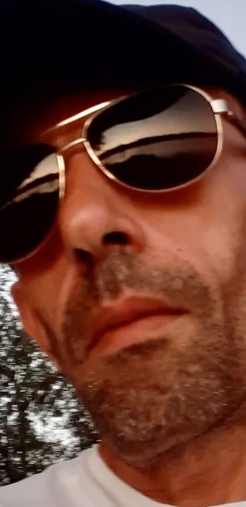 Profil de Timotei, 42 ans, Cruising gay à Soumagne (Liège)