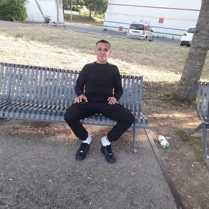 Profil de Virgile, 39 ans, Cruising gay à Clavier (Liège)