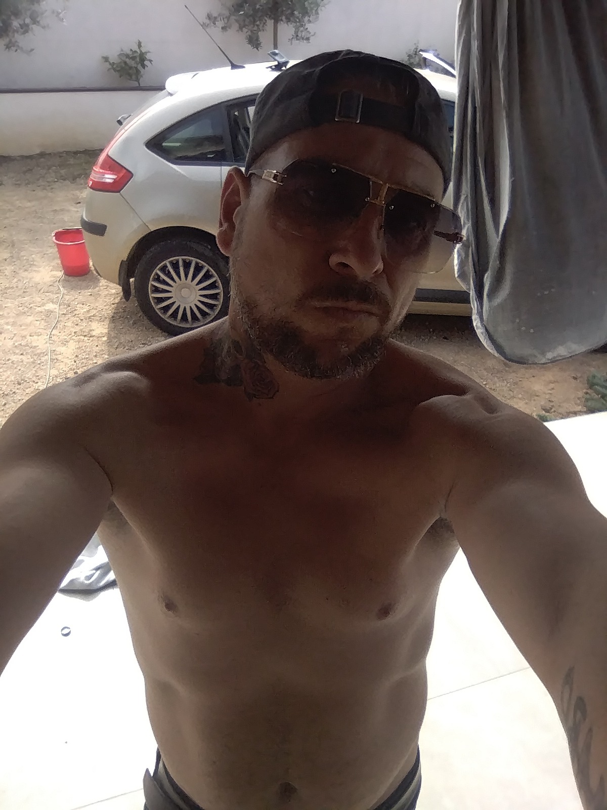 Profil de Haider, 38 ans, Cruising gay à Welkenraedt (Liège)