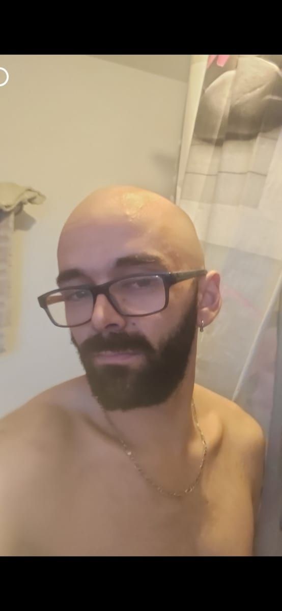 Irham - Cruising gay à Seneffe Profil de Irham, 34 ans, Cruising gay à Seneffe (Hainaut)