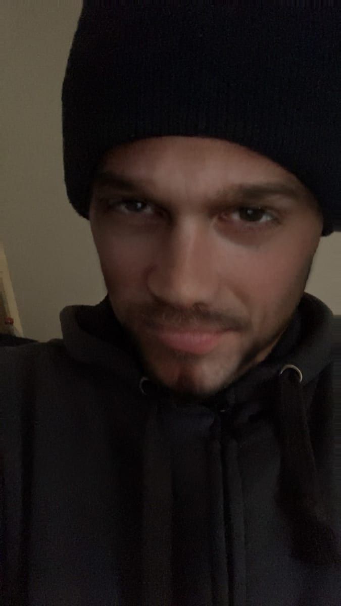 Profil de Olivier, 26 ans, Cruising gay à Fontaine-l’Evêque (Hainaut)