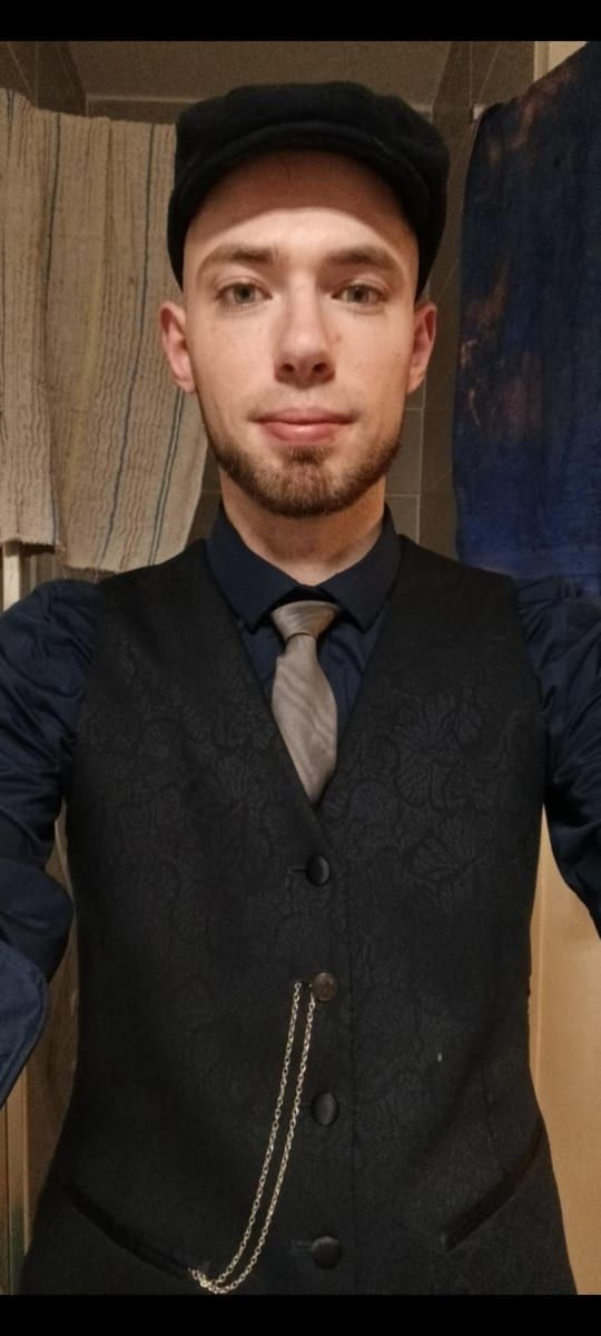 Profil de Donavan, 30 ans, Cruising gay à Charleroi (Hainaut)