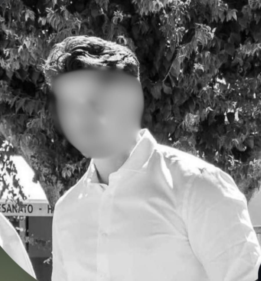 Aydan - Cruising gay à Lasne Profil de Aydan, 24 ans, Cruising gay à Lasne (Brabant wallon)