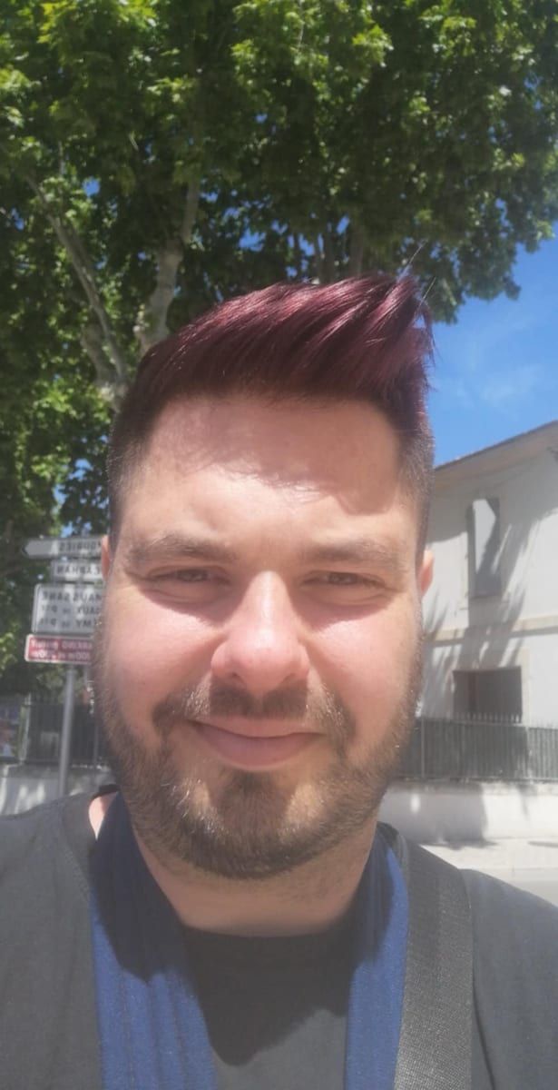 Profil de Adeodat, 36 ans, Cruising gay à Stoumont (Liège)