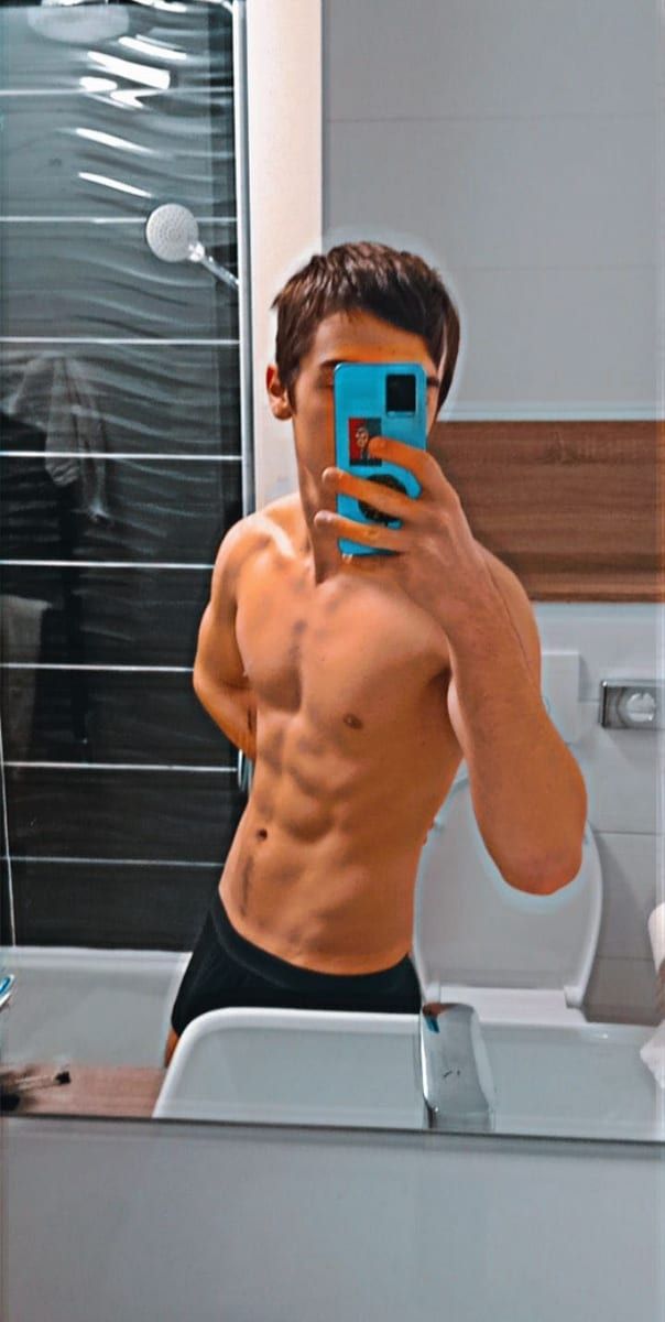 Profil de Jiovanni, 33 ans, Cruising gay à Wavre (Brabant wallon)