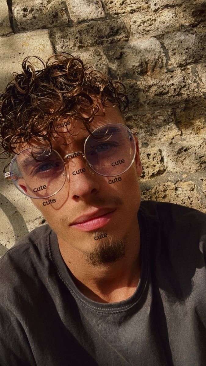 Hanin - Cruising gay à Auderghem Profil de Hanin, 24 ans, Cruising gay à Auderghem (Bruxelles-Capitale)