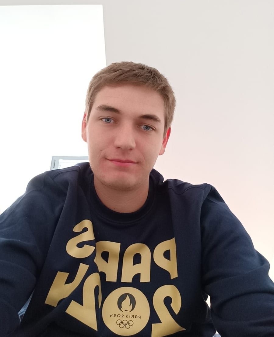 Profil de Amauri, 33 ans, Cruising gay à Braives (Liège)