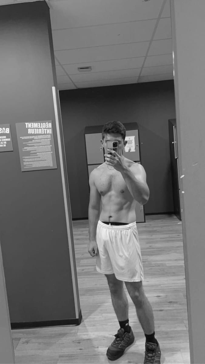Stanilas - Cruising gay à Manage Profil de Stanilas, 34 ans, Cruising gay à Manage (Hainaut)
