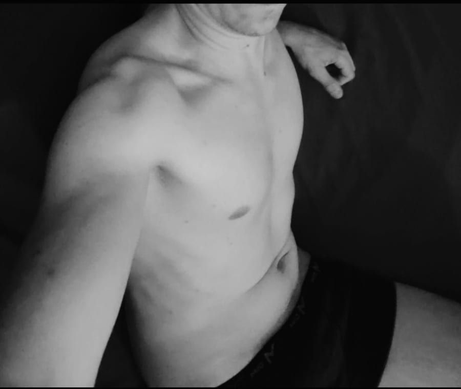 Profil de Nolwen, 26 ans, Cruising gay à Frameries (Hainaut)