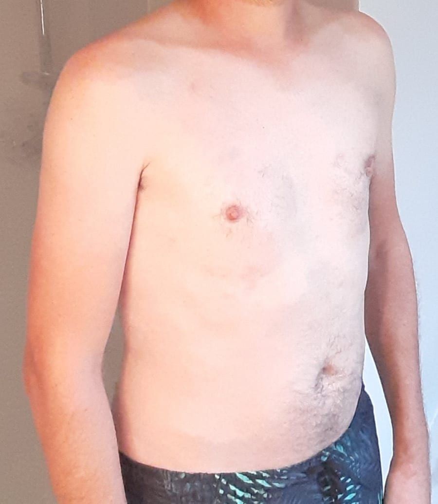 Soann - Cruising gay à Oupeye Profil de Soann, 35 ans, Cruising gay à Oupeye (Liège)