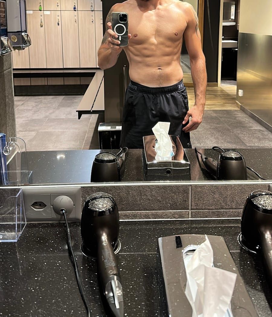 Profil de Jasim, 33 ans, Cruising gay à Walhain (Brabant wallon)