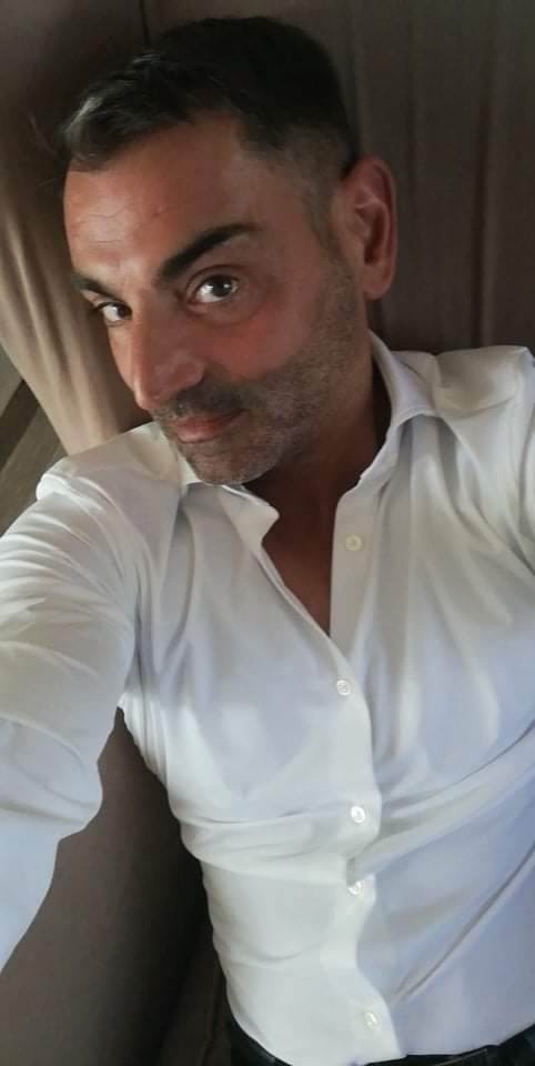 Mani - Cruising gay à Woluwe-Saint-Lambert Profil de Mani, 34 ans, Cruising gay à Woluwe-Saint-Lambert (Bruxelles-Capitale)